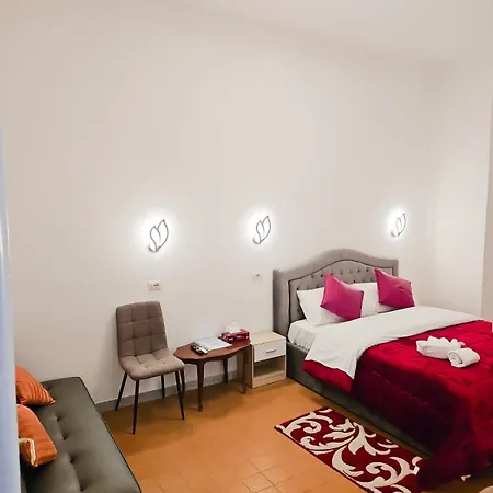 Apartment Palace *
